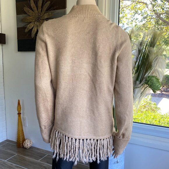 Lee Cozy Fringed Hem Fawn Sweater Sz M - Picture 3 of 11